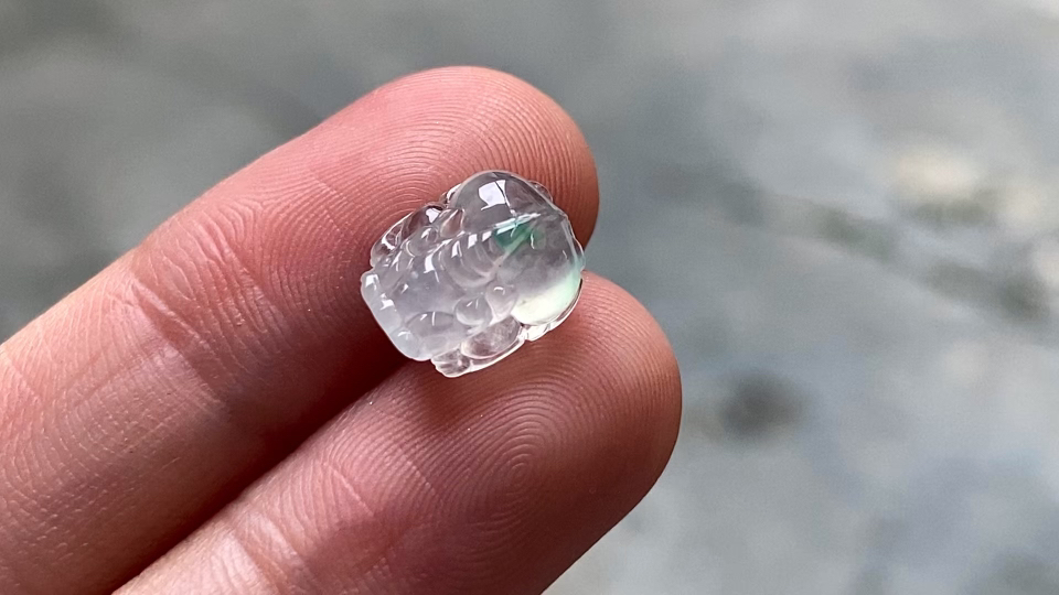 ️ 玻璃种飘绿貔貅 10*8.5*5.6