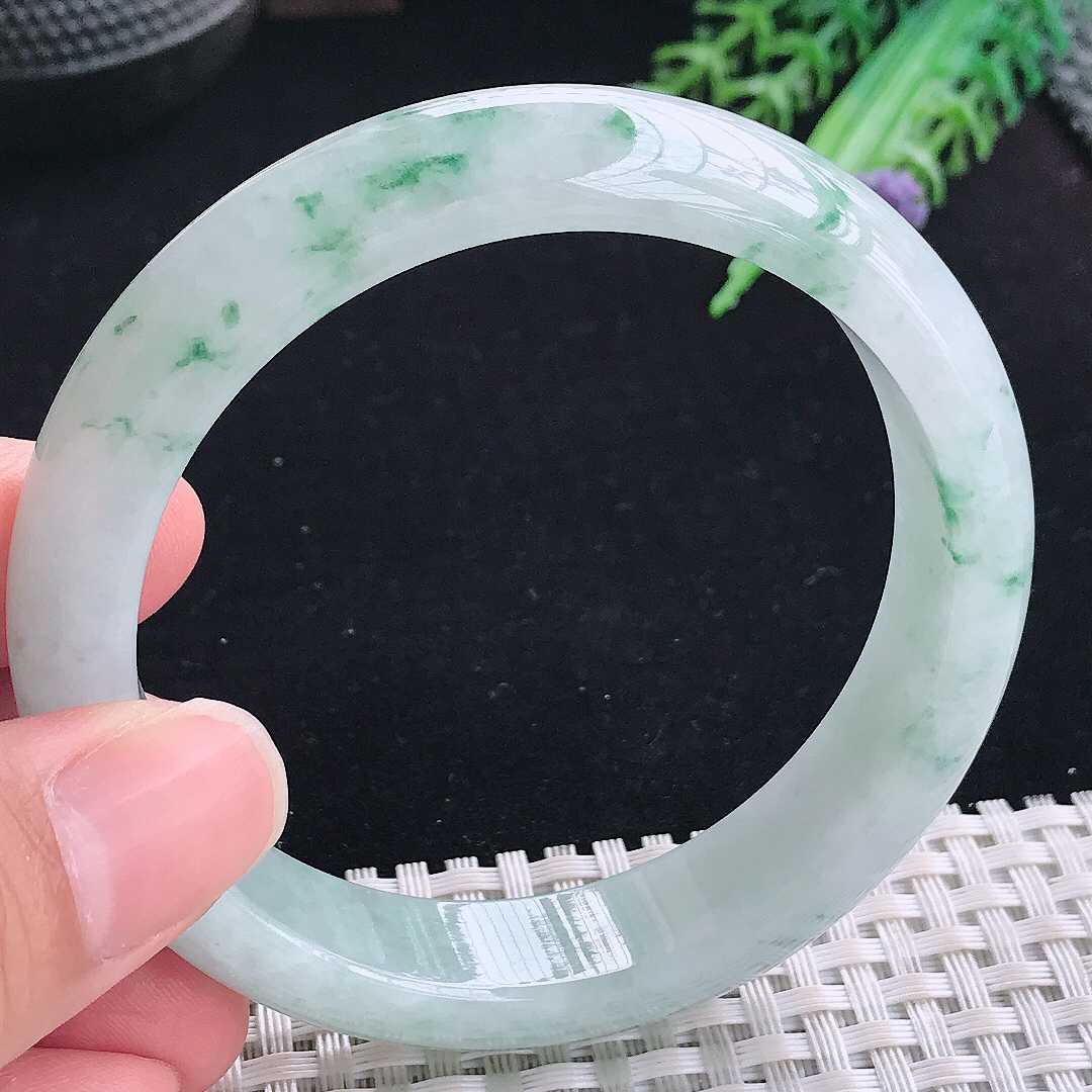 实拍A货翡翠57.5/13.5/8老坑精美冰润飘花手镯平安镯翡翠玉镯美人镯