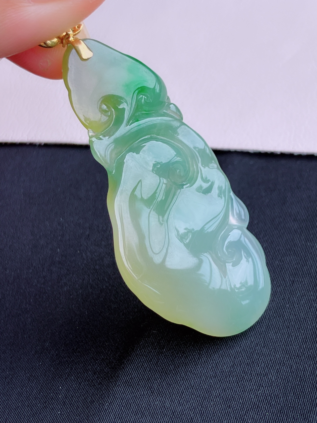 三彩如意，晶莹剔透，特色，尺寸58/48/24/6.5/自然光实拍