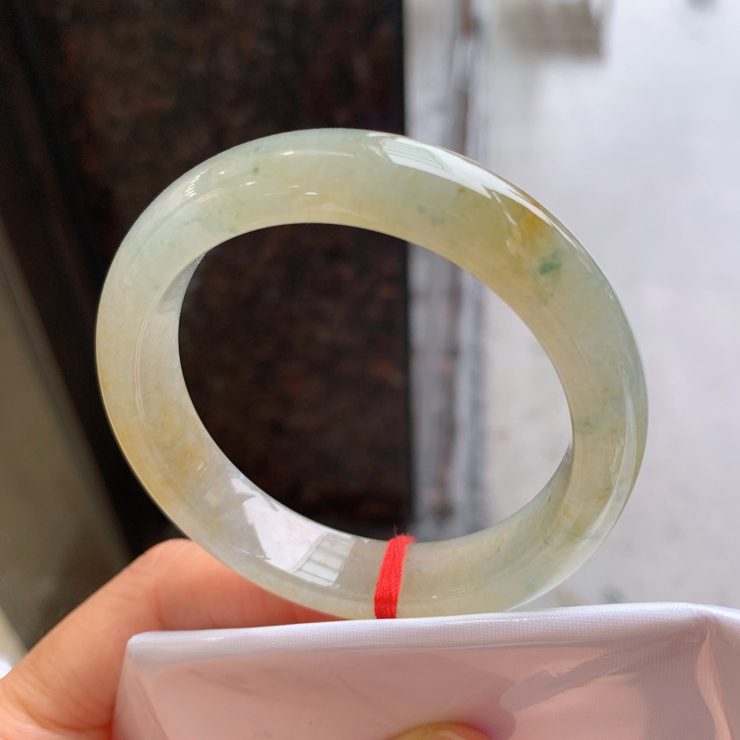 正圈冰黄翡飘花 无裂 尺寸：50.8/11.9/8.1 特色料子