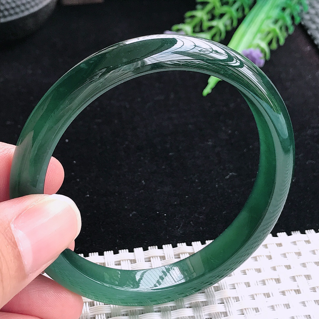 实拍A货翡翠56.5/9.9/7老坑冰润满色油绿手镯平安镯翡翠玉镯美人镯