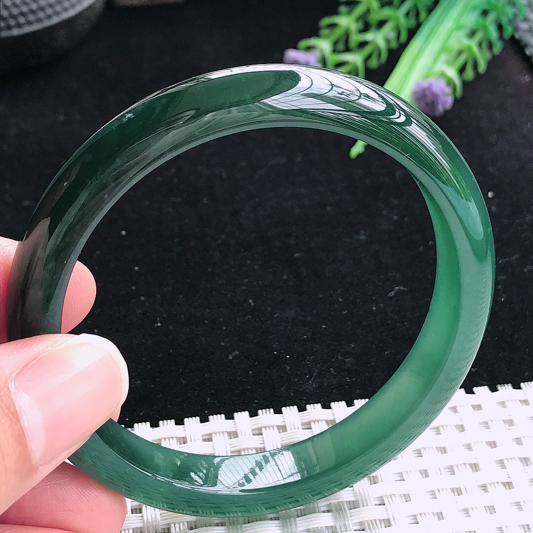 实拍A货翡翠56.5/9.9/7老坑冰润满色油绿手镯平安镯翡翠玉镯美人镯
