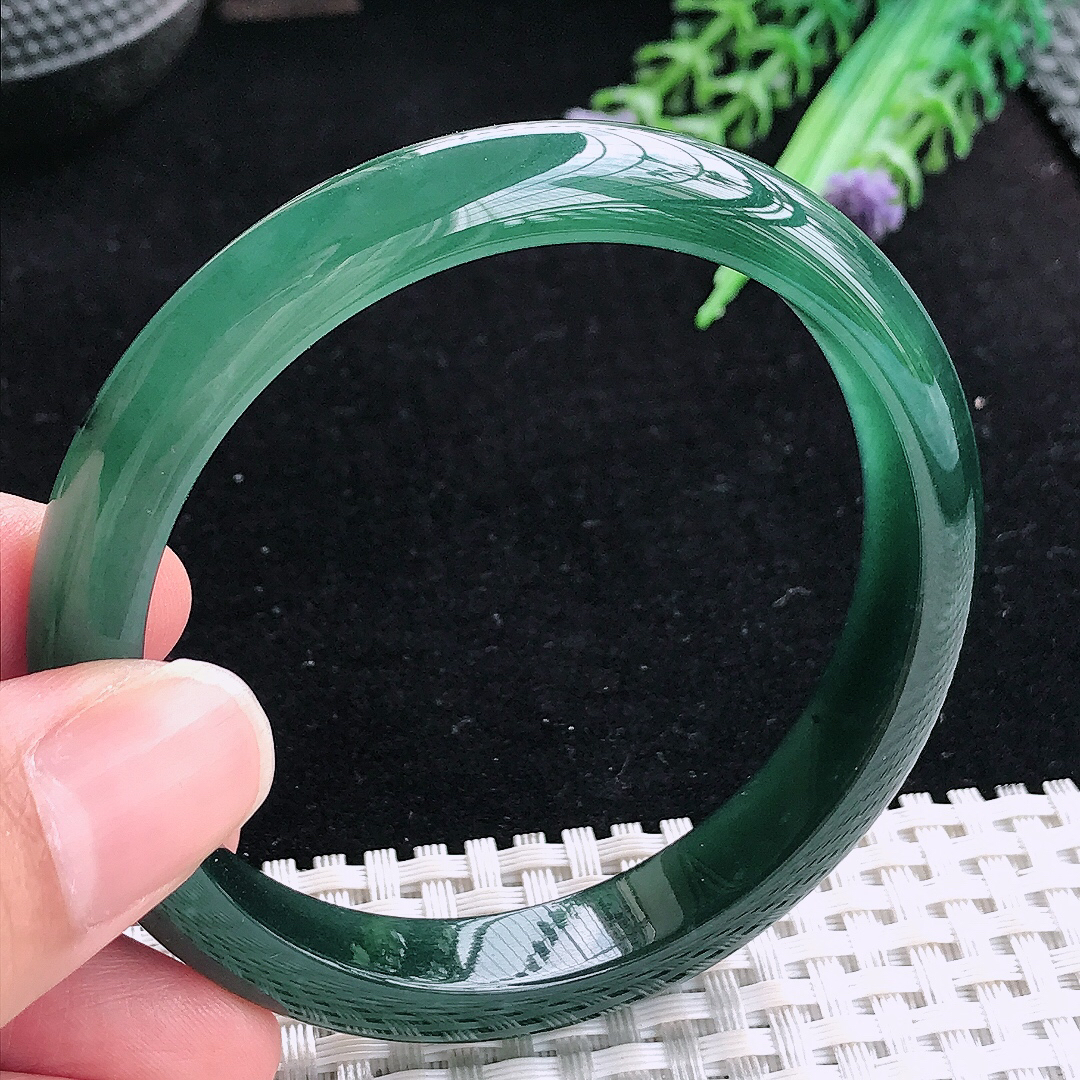 实拍A货翡翠56.5/9.9/7老坑冰润满色油绿手镯平安镯翡翠玉镯美人镯