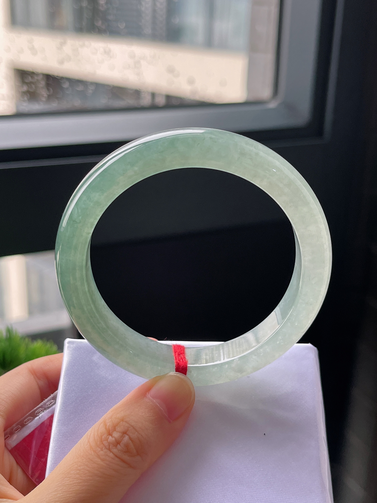 圈口56，冰糯蓝色翡翠手镯