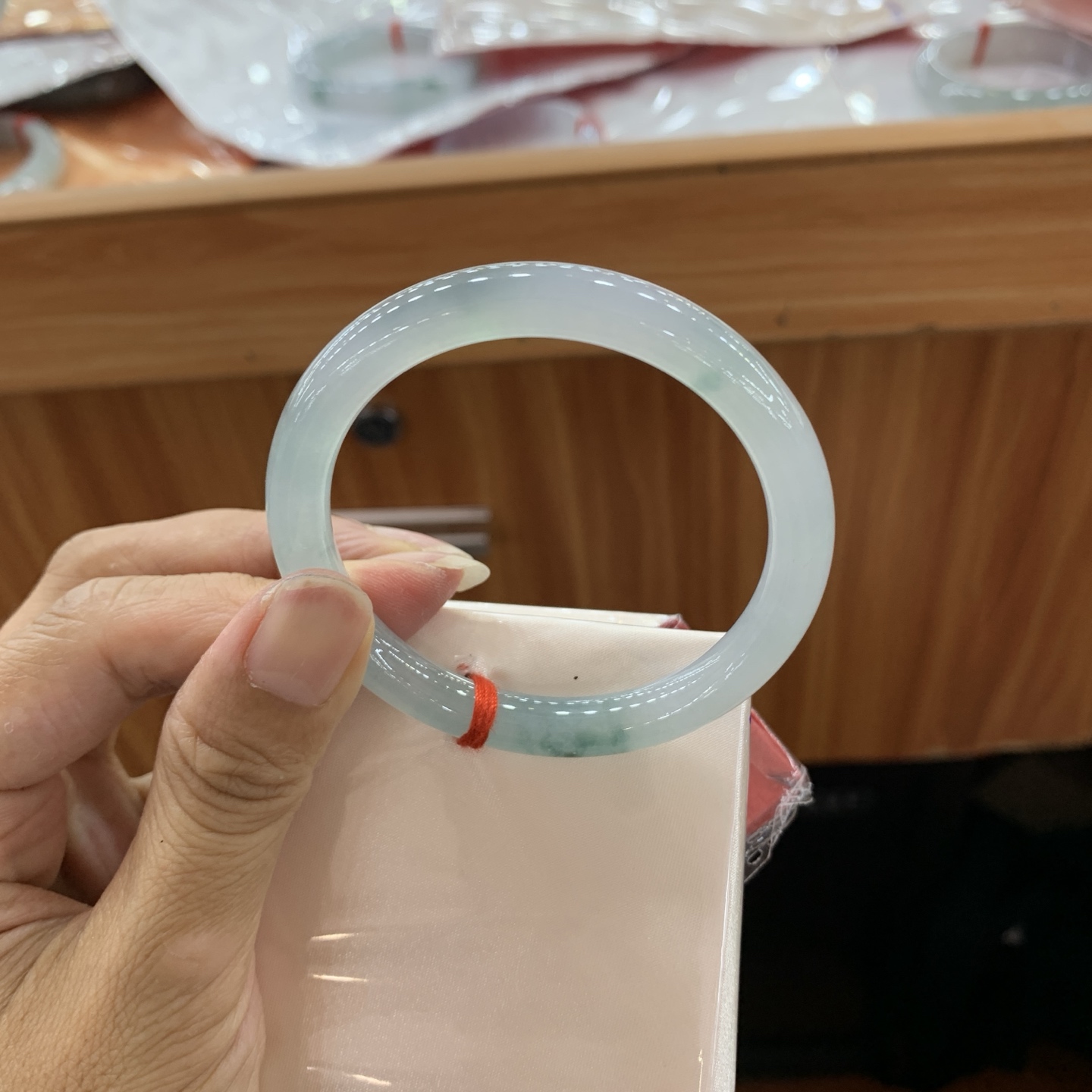 飘花小圆条翡翠手镯 51.4-8-7.3