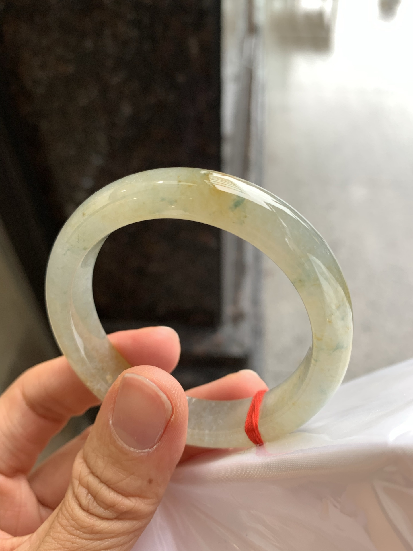 正圈冰黄翡飘花 无裂 尺寸：50.8/11.9/8.1 特色料子