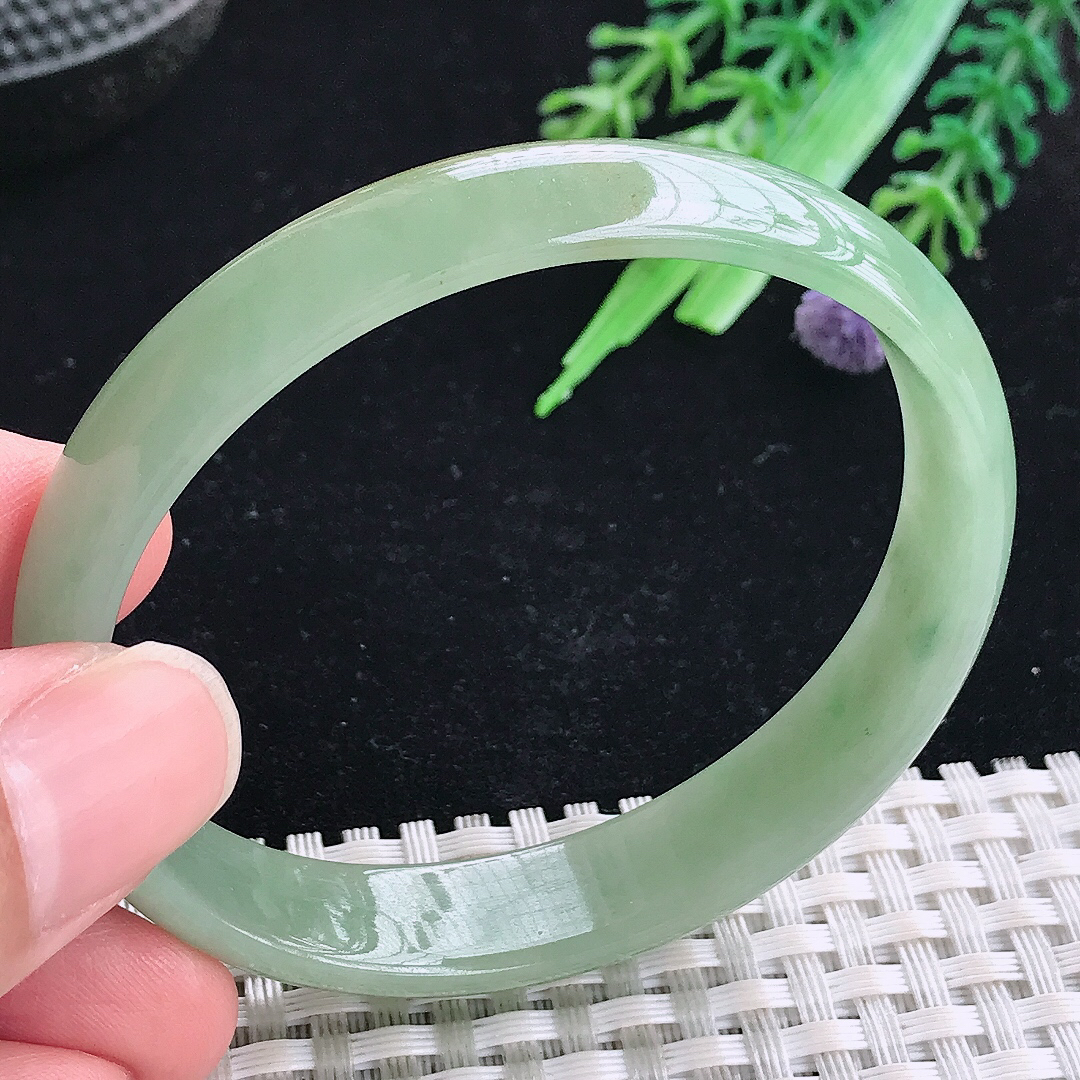 实拍A货翡翠55.5/49/12.3/5.3老坑温润双彩黄加绿贵妃手镯平安镯翡翠玉镯