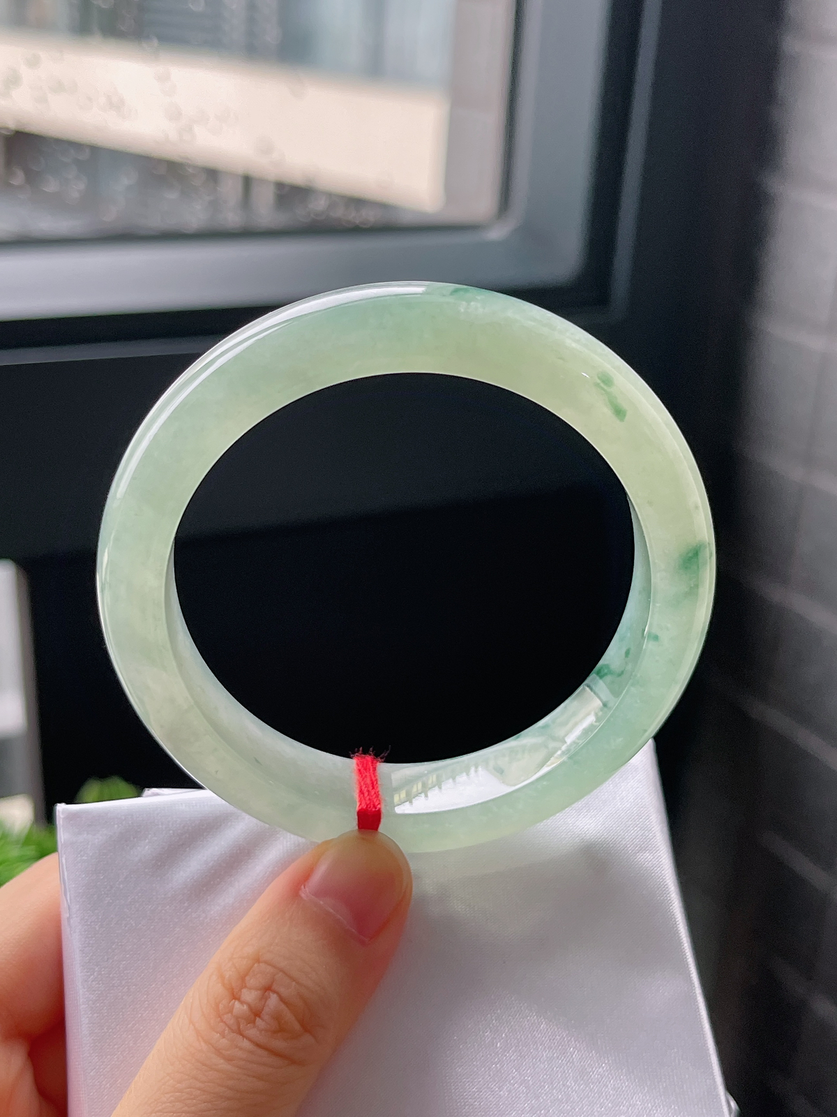 圈口55，冰糯飘花翡翠手镯