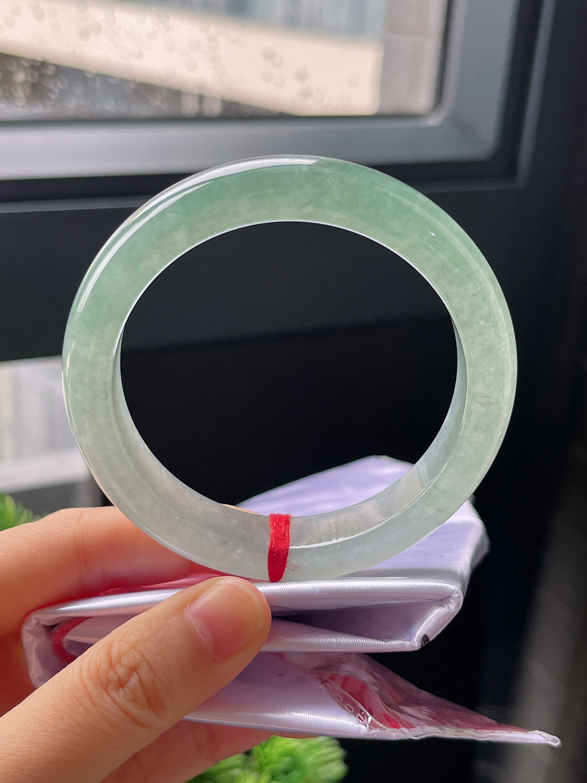 圈口56，冰糯蓝色翡翠手镯