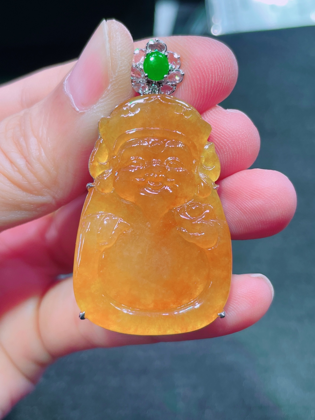 ️黄翡财神吊坠，晶莹剔透，新颖时尚，无裂，51.5