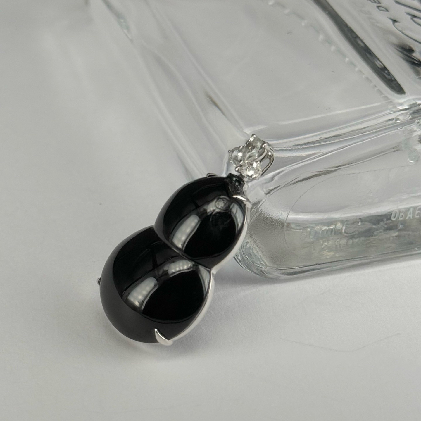 精品18k墨翠葫芦吊坠 种好色正 打灯通透 尺寸34.6
