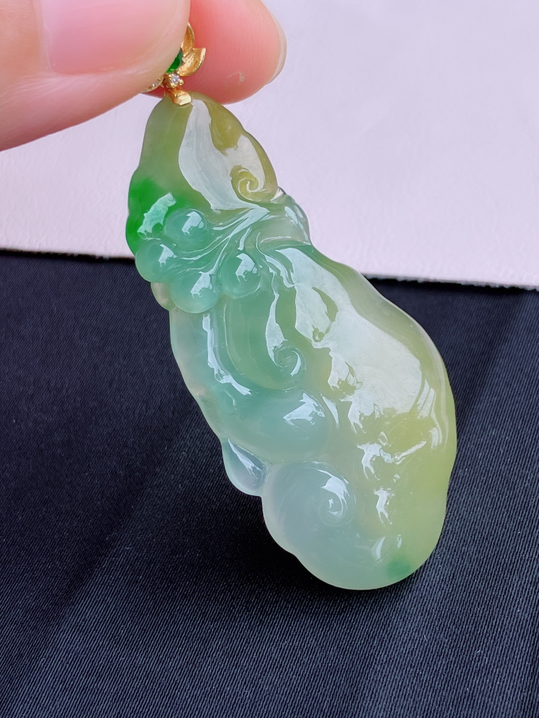 三彩如意，晶莹剔透，特色，尺寸58/48/24/6.5/自然光实拍