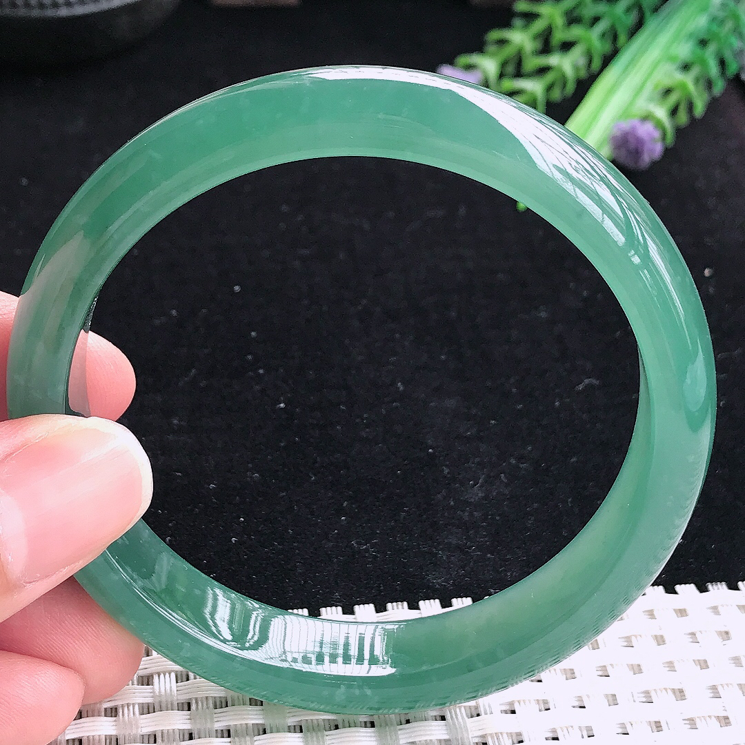 实拍A货翡翠60/12.4/7.4老坑冰润起胶满色天空蓝手镯平安镯翡翠玉镯美人镯