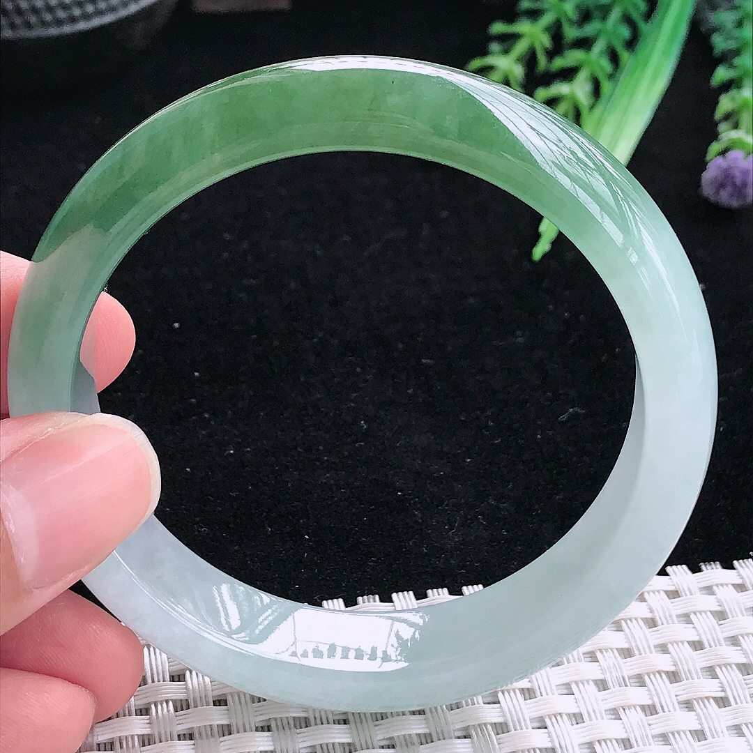 实拍A货翡翠55.5/13.5/7.6老坑冰润起胶半山半水手镯平安镯油绿翡翠玉镯