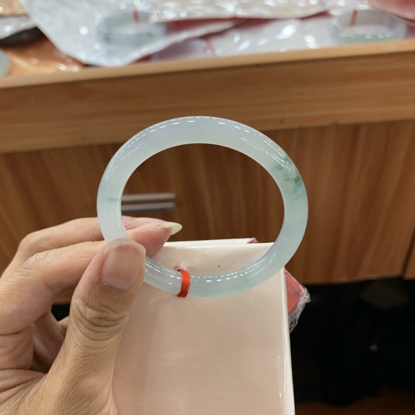 飘花小圆条翡翠手镯 51.4-8-7.3