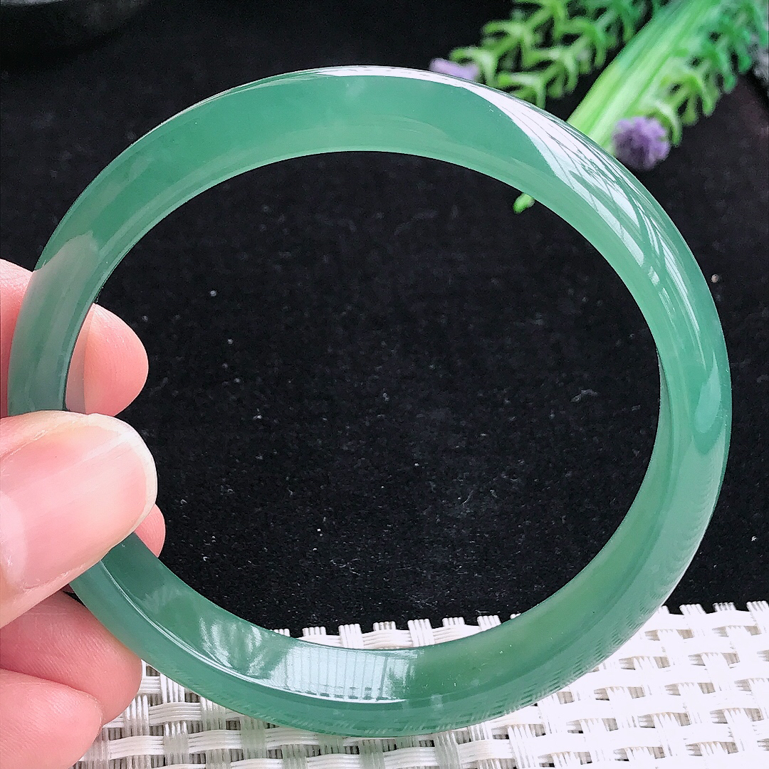 实拍A货翡翠59.5/11.2/6.5老坑冰润起胶满色蓝韵手镯平安镯翡翠玉镯美人镯