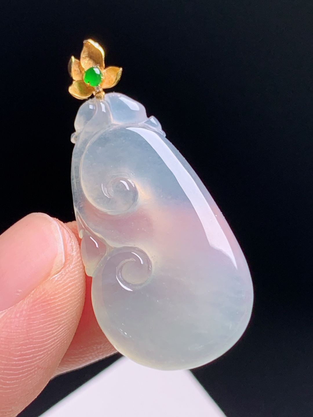 如意吊坠，胶感十足通透干净，金镶绿蛋花扣简约秀气 830615