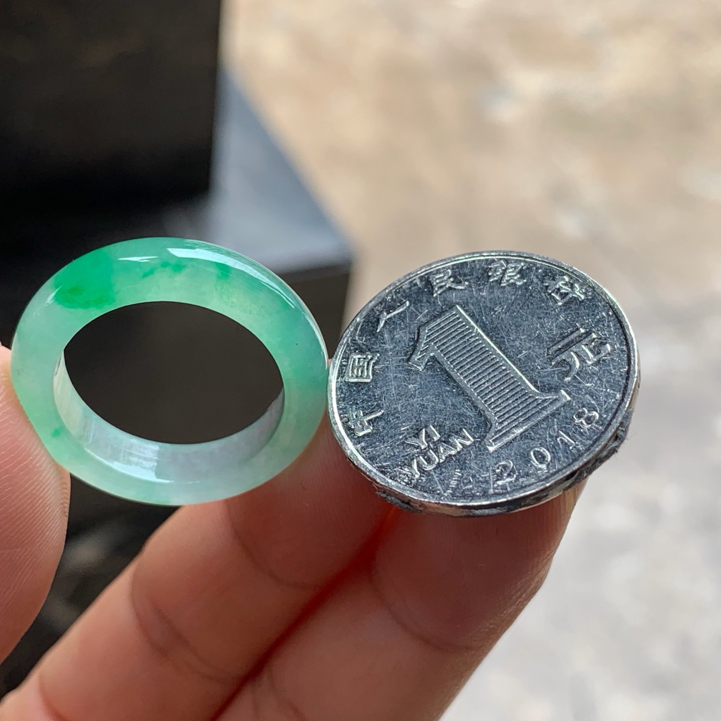 冰绿指环 颜色漂亮 水润