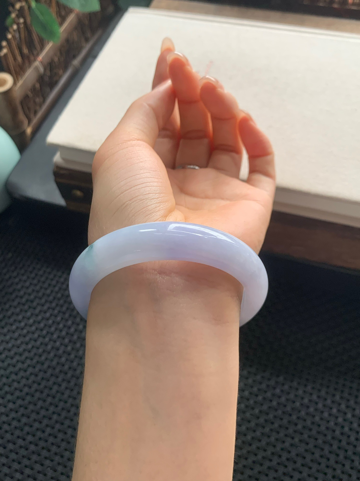 54圈口冰润紫罗兰正圈手镯