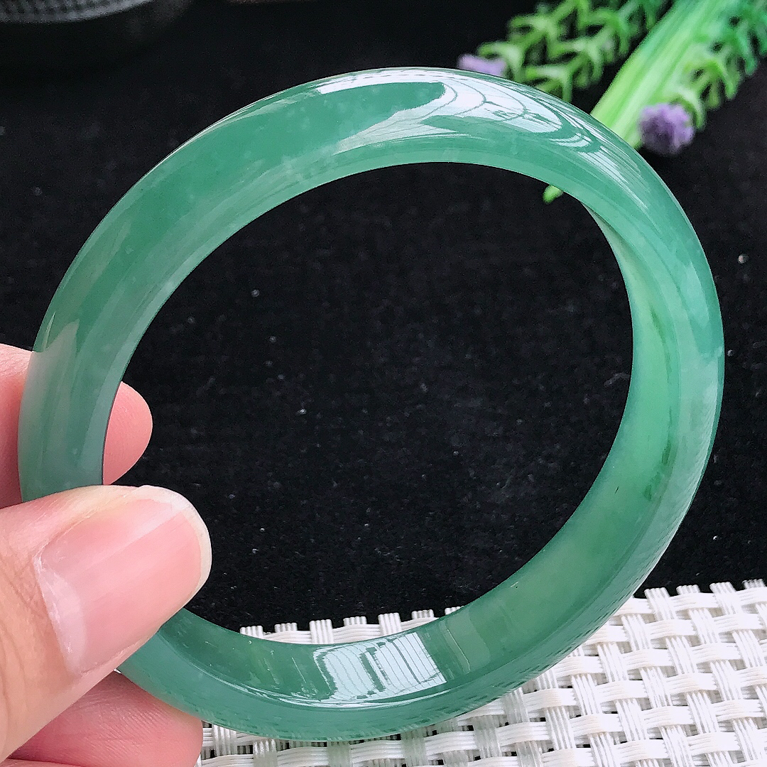 实拍A货翡翠60/12.4/7.4老坑冰润起胶满色天空蓝手镯平安镯翡翠玉镯美人镯