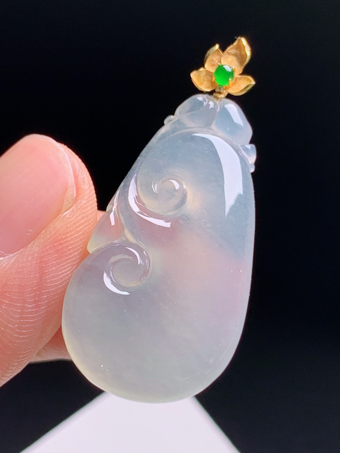 如意吊坠，胶感十足通透干净，金镶绿蛋花扣简约秀气 830615