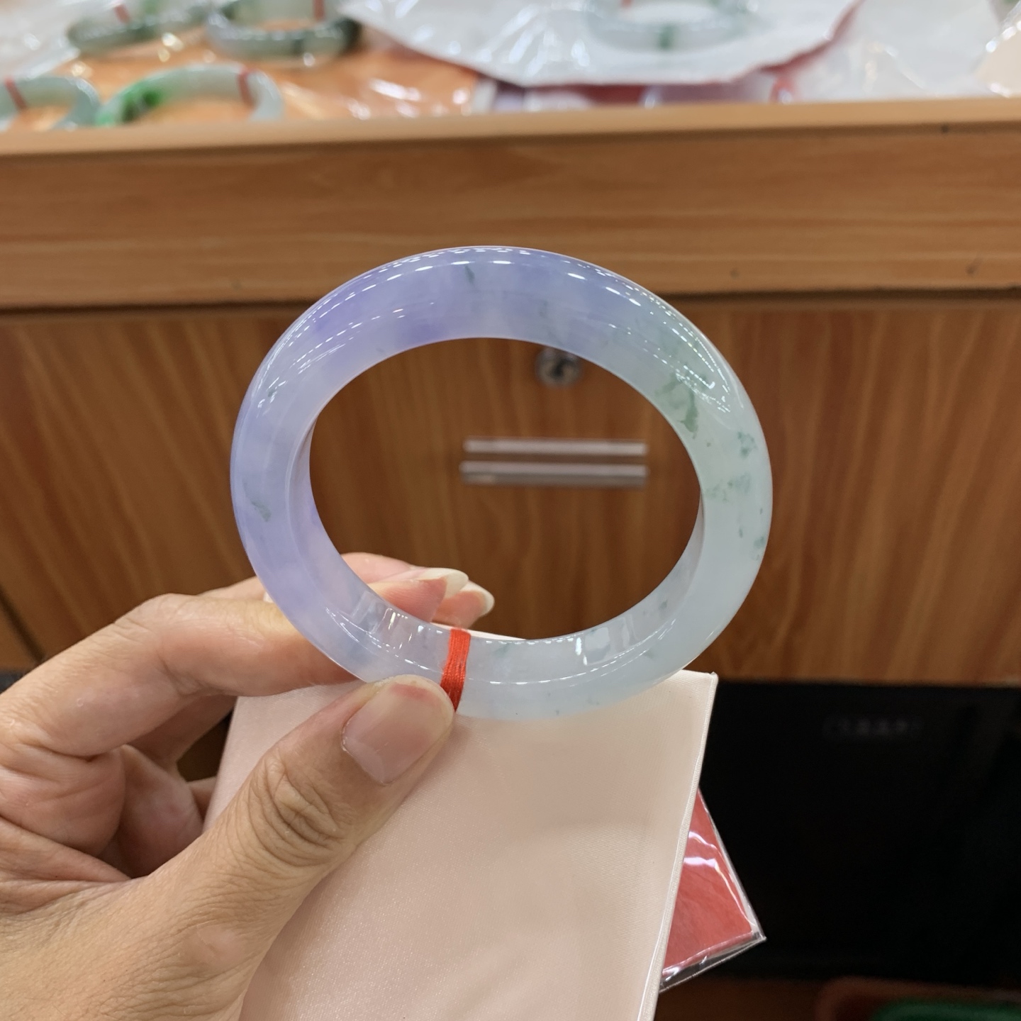 061502JJ 飘花正圈翡翠手镯 55-12.2-9.3