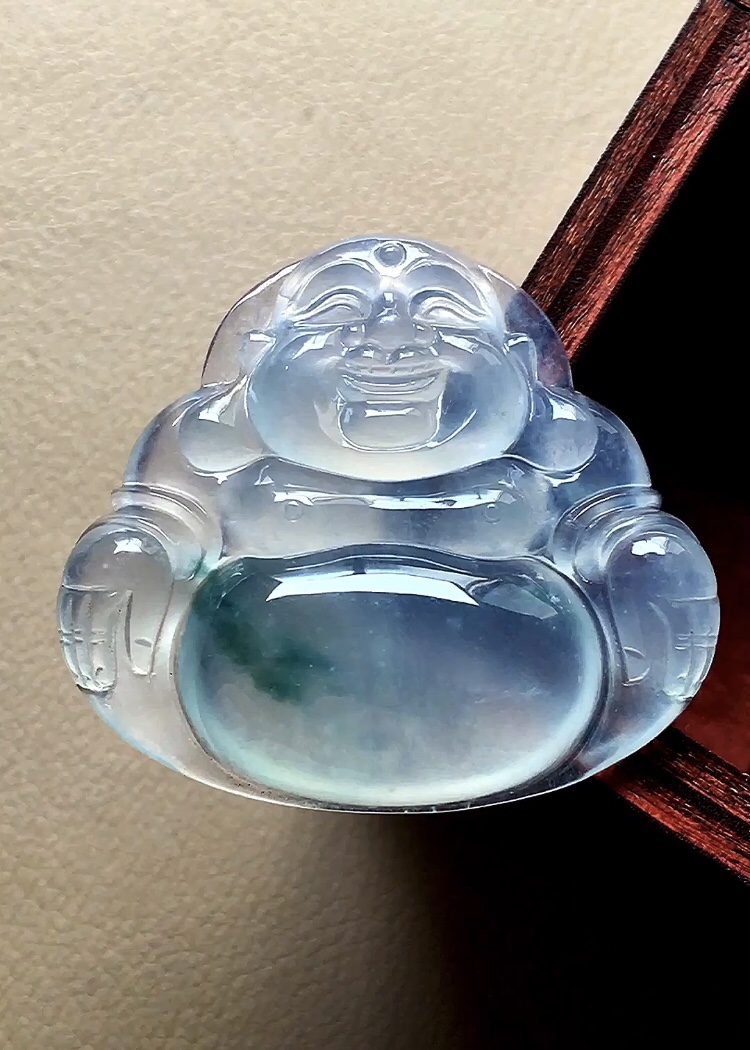 ️ 飘彩佛公 飘彩十分漂亮，底子水润，笑呵呵的福气极了无裂，尺寸28.5*32.3*6.3
