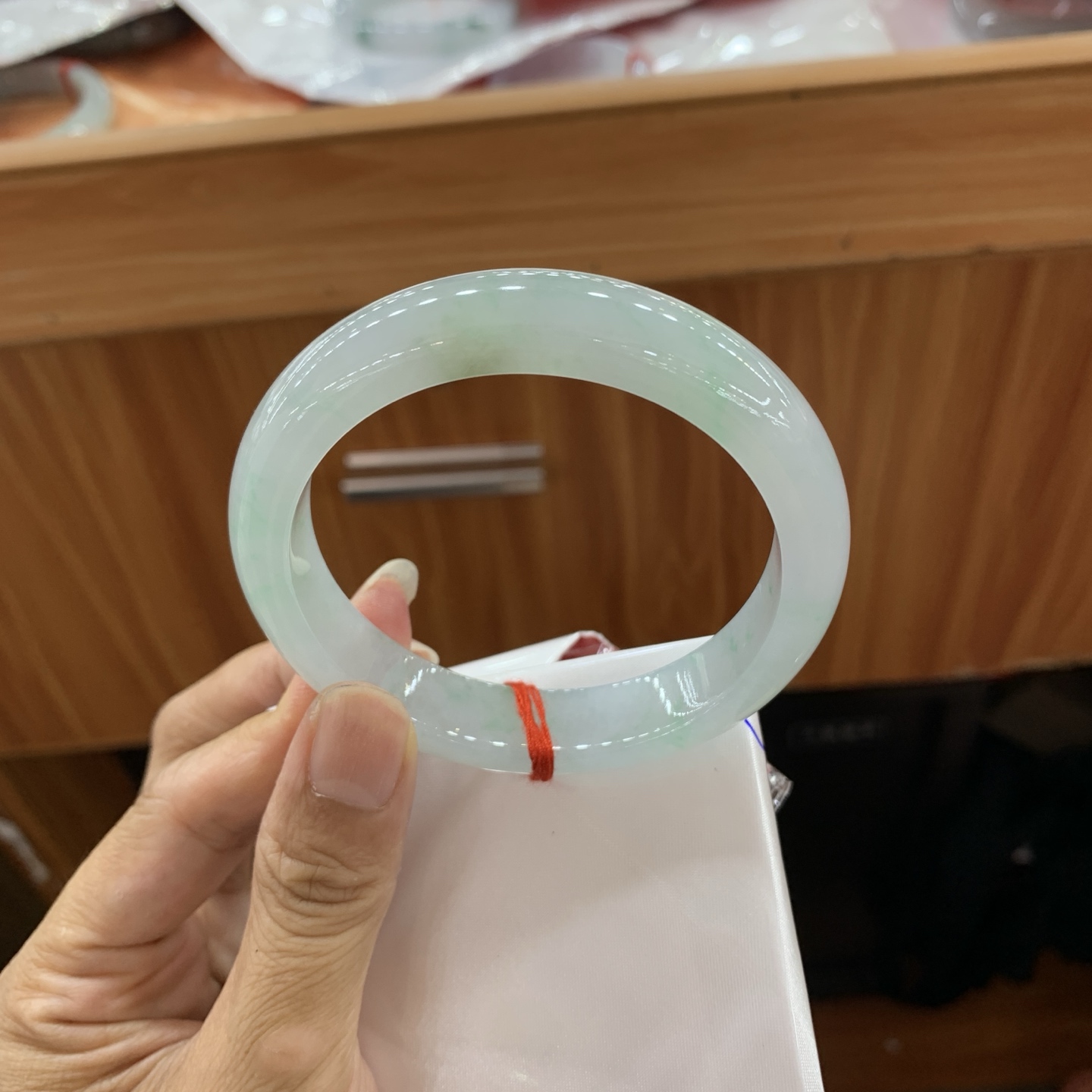 飘花正圈翡翠手镯 58.5-12.8-8.6
