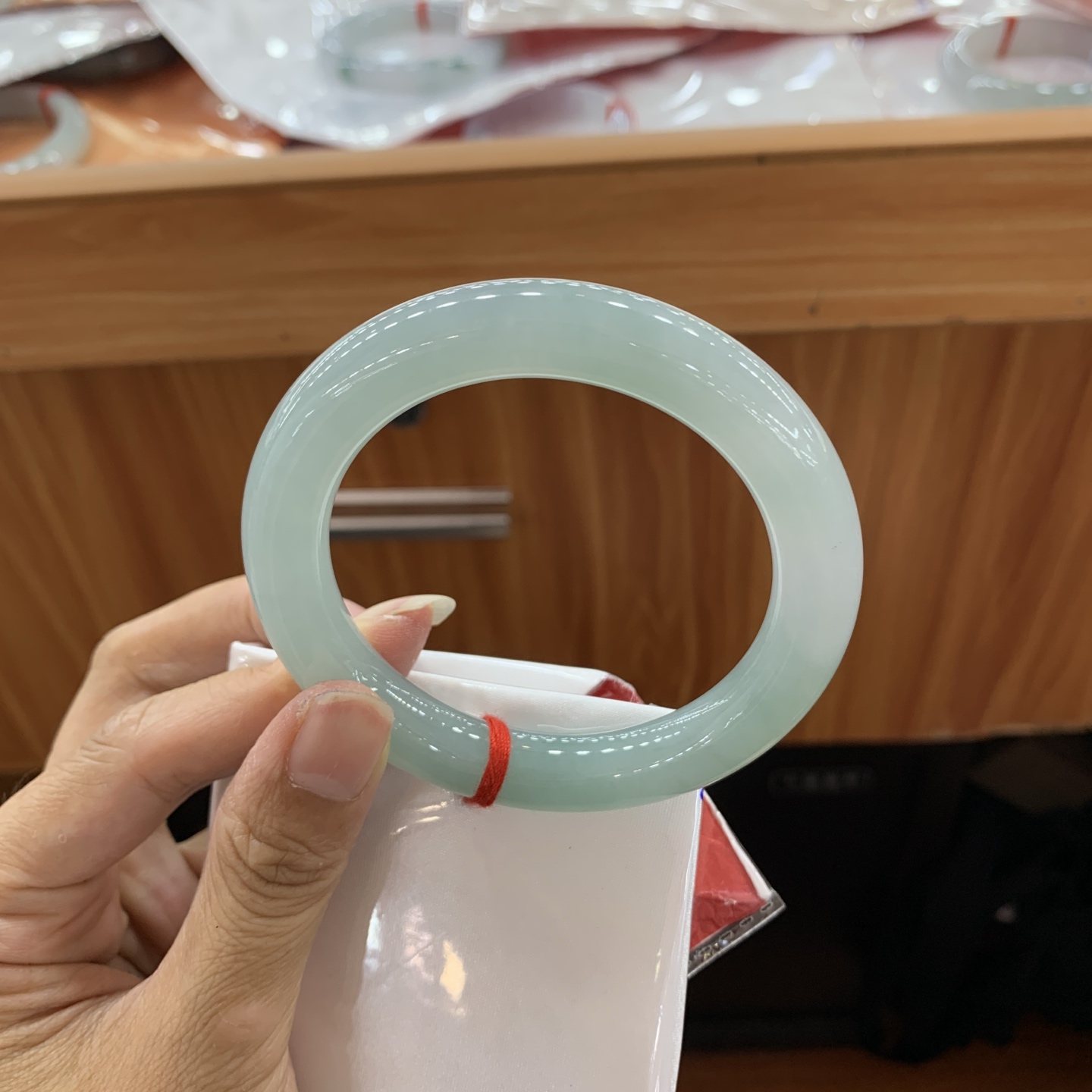 061522GX 湖水绿圆条翡翠手镯 57.5-10.8-10.8