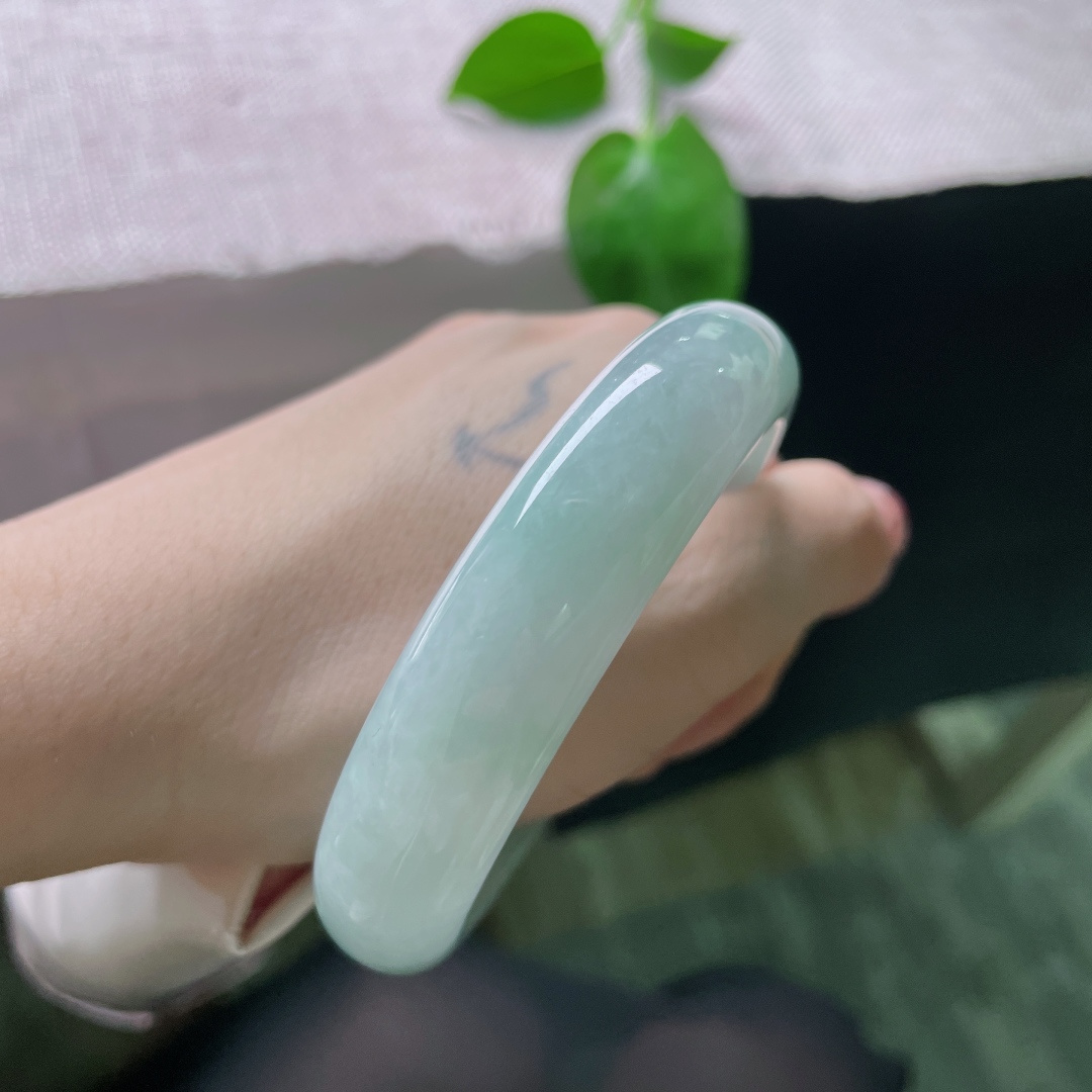 绿底正圈，宽版，温婉，简约大方，贵气，有棉线。ss54176a