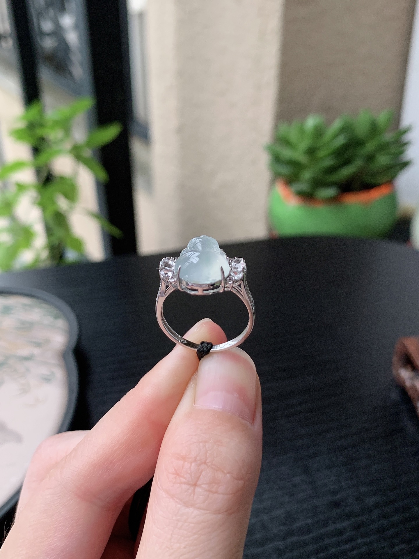 18k金镶嵌老坑冰种胶感白月光貔貅戒指 裸石尺寸:10-10-4.6mm