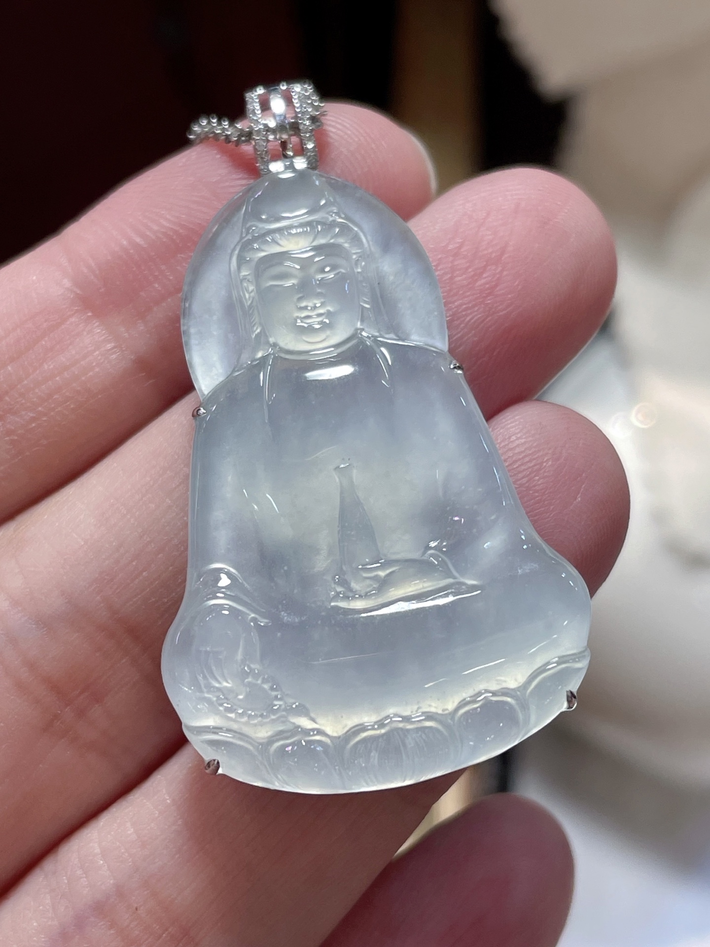 ️ 翡翠观音，18k金镶嵌 种水，开脸吉祥，品相水润通透 刚性十足哦，37.9-25.1-3.6