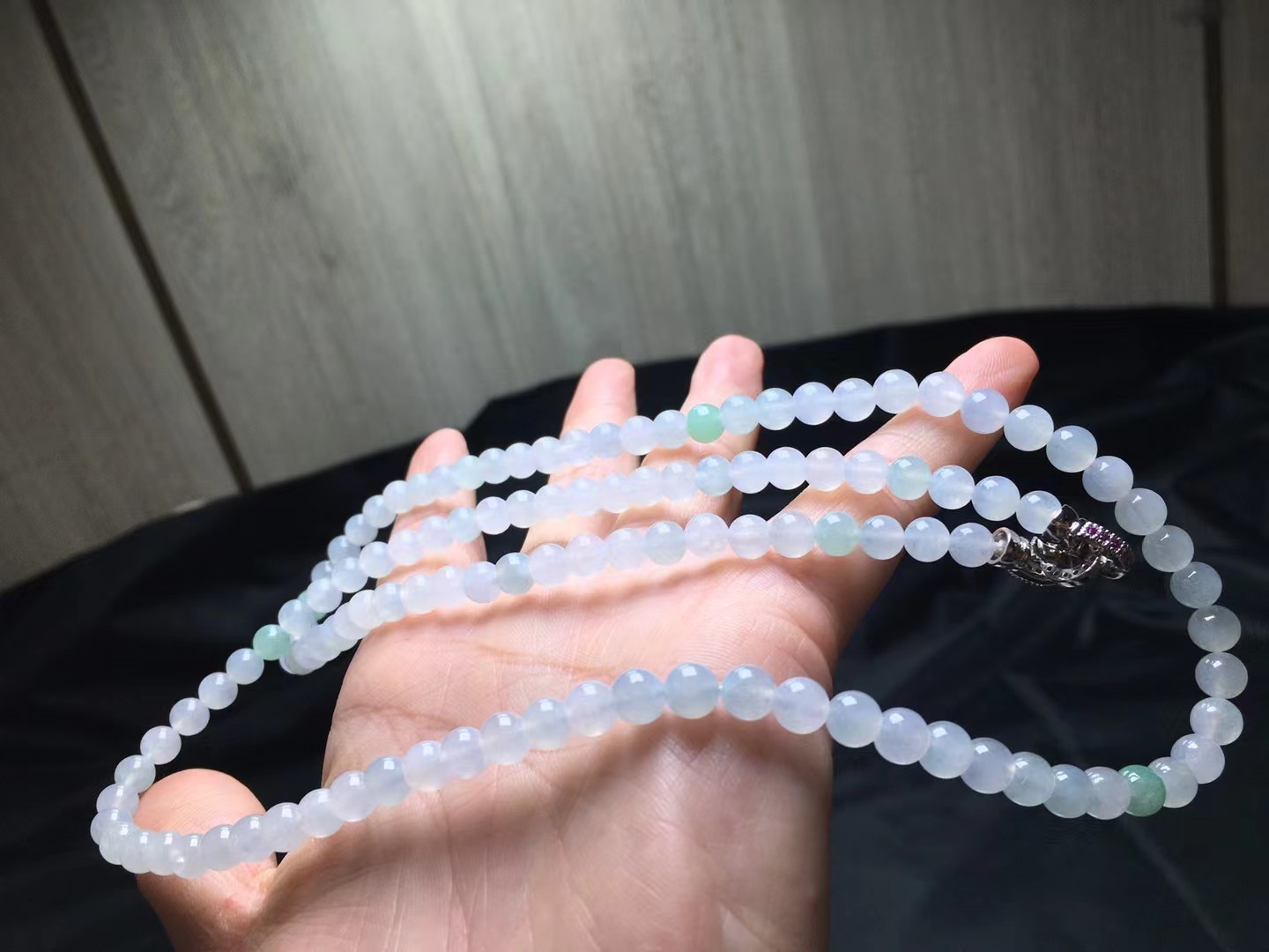 ️ 冰种珠链，卡6.1～5.7mm，118颗，种好，玉质细腻，均匀，冰透水润，颗颗精选