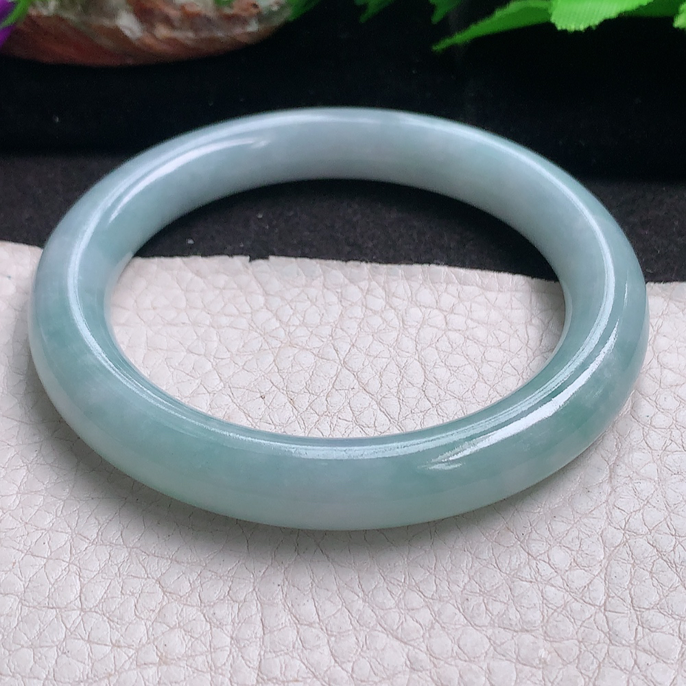 jc实拍59*10.5*10.3美人镯 缅甸翡翠a货玉手镯 天空蓝胶感圆条玉手环