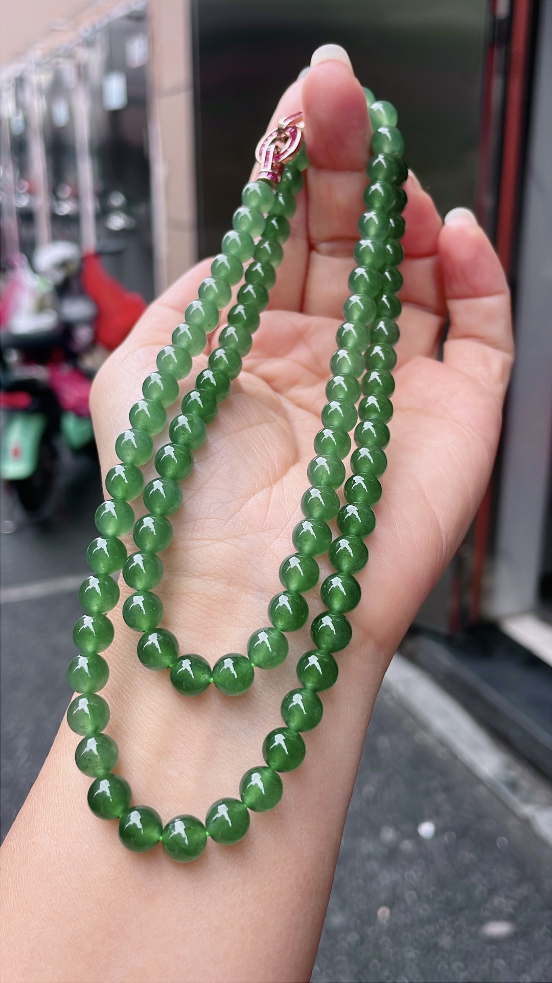 ️ 冰种满绿项链 色泽艳丽，油润起胶 尺寸：7，90颗