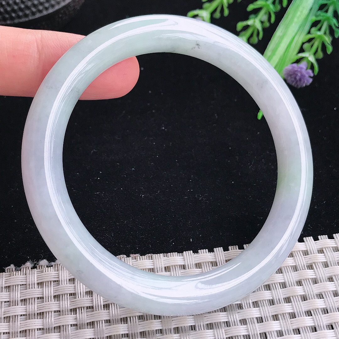 实拍A货翡翠57.5/9.5老坑秀气温润圆条手镯平安镯翡翠玉镯美人镯
