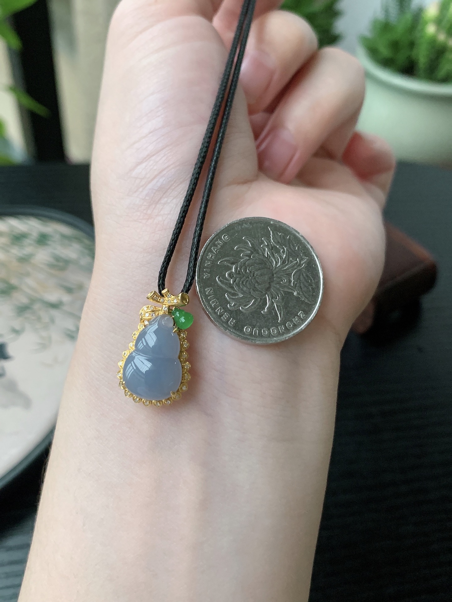 18k金镶嵌老坑冰种胶感葫芦吊坠 裸石尺寸:15.5-10.5-3.6mm