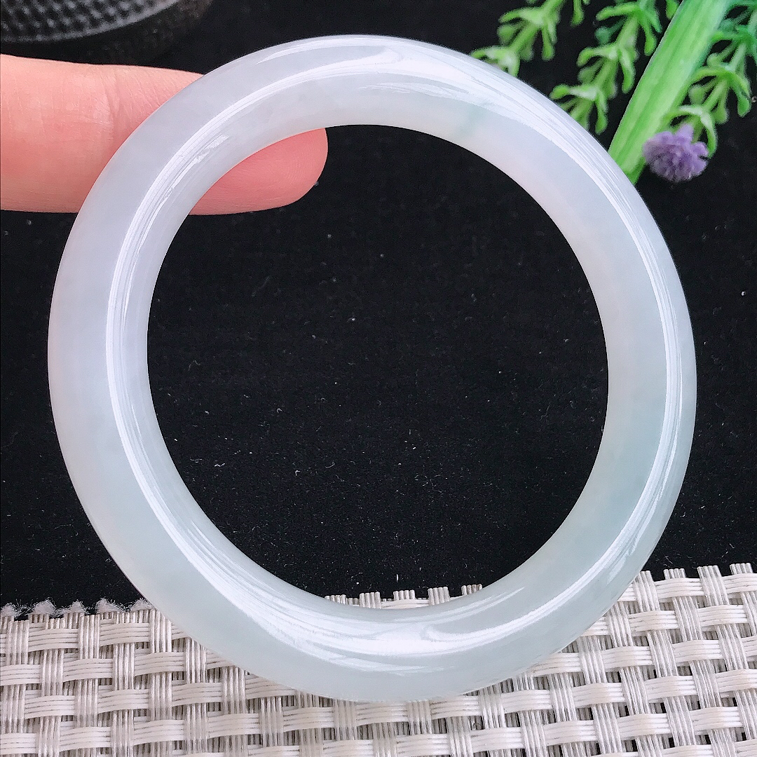 实拍A货翡翠56/10.1/10.2老坑冰胶果冻白冰圆条手镯平安镯翡翠玉镯