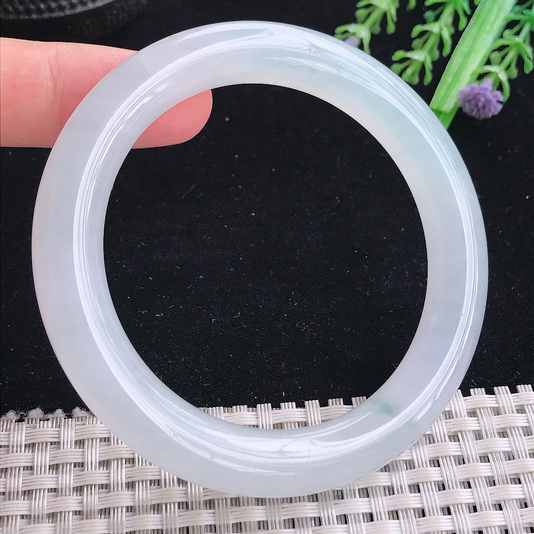 实拍A货翡翠56/10.1/10.2老坑冰胶果冻白冰圆条手镯平安镯翡翠玉镯