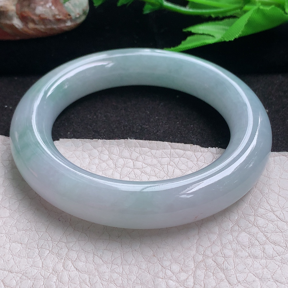 js实拍57*13.2*13胖圆镯 缅甸翡翠a货玉手镯 冰飘花圆条玉手环
