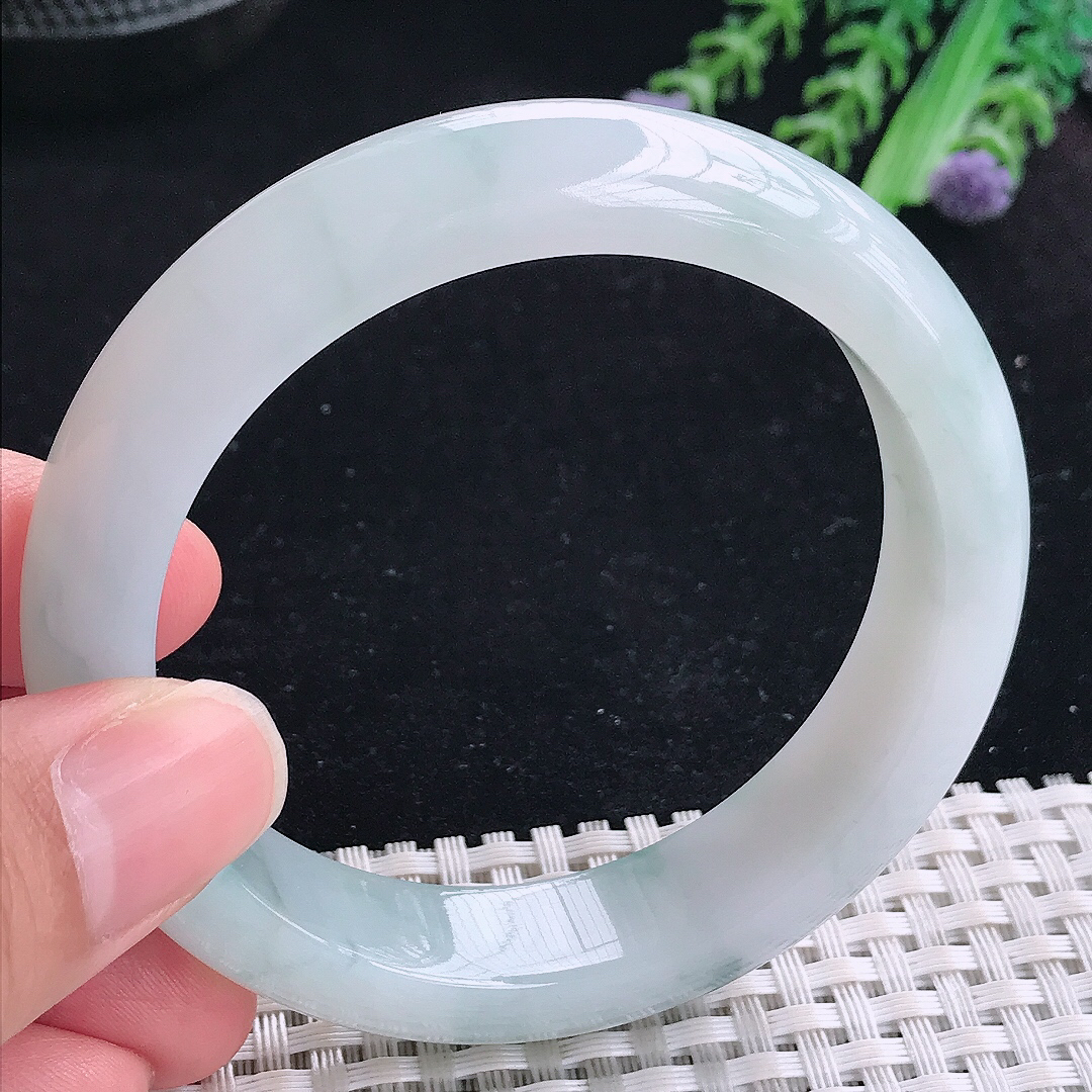 实拍A货翡翠56/13.5/9老坑冰润起胶飘花手镯平安镯翡翠玉镯美人镯