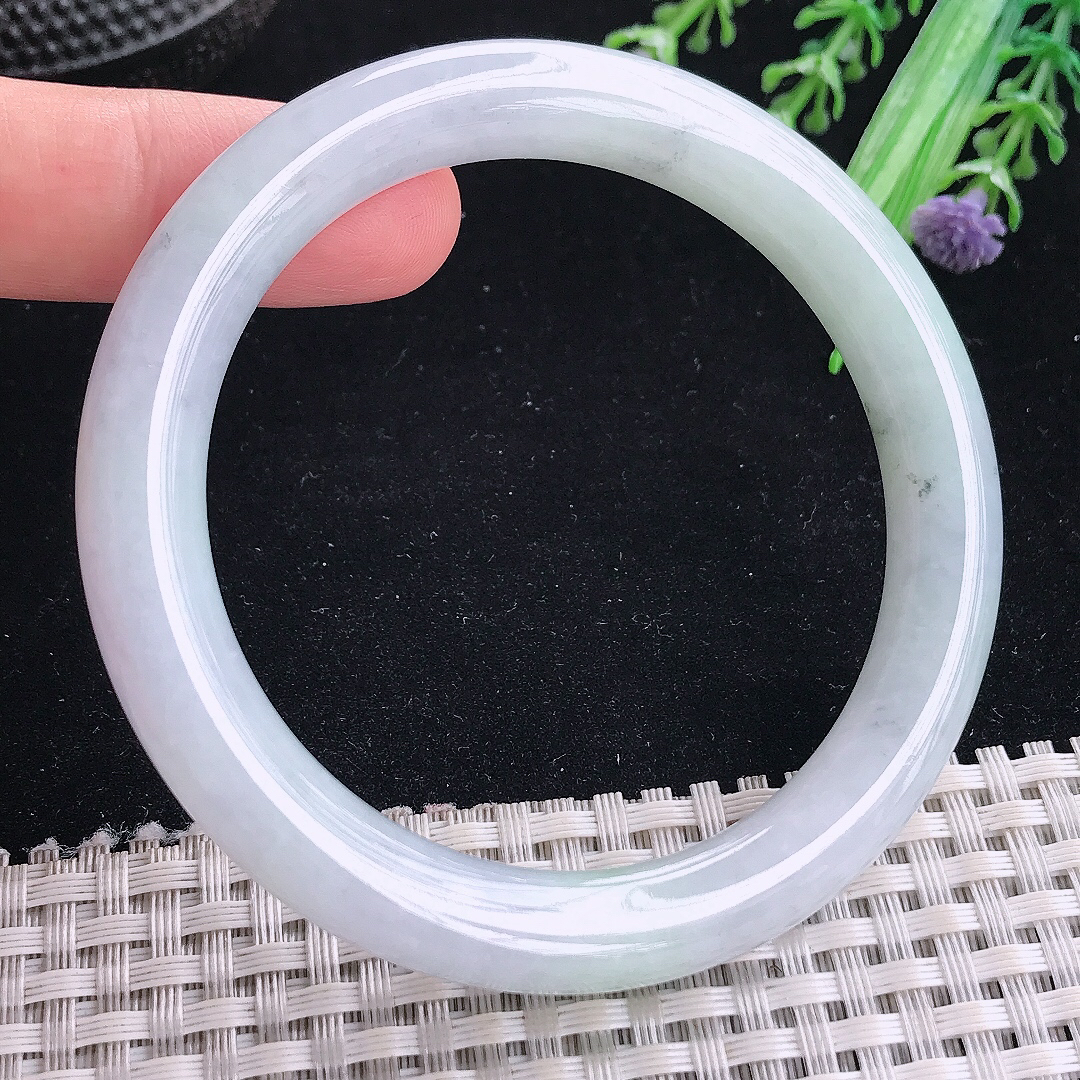 实拍A货翡翠57.5/9.5老坑秀气温润圆条手镯平安镯翡翠玉镯美人镯