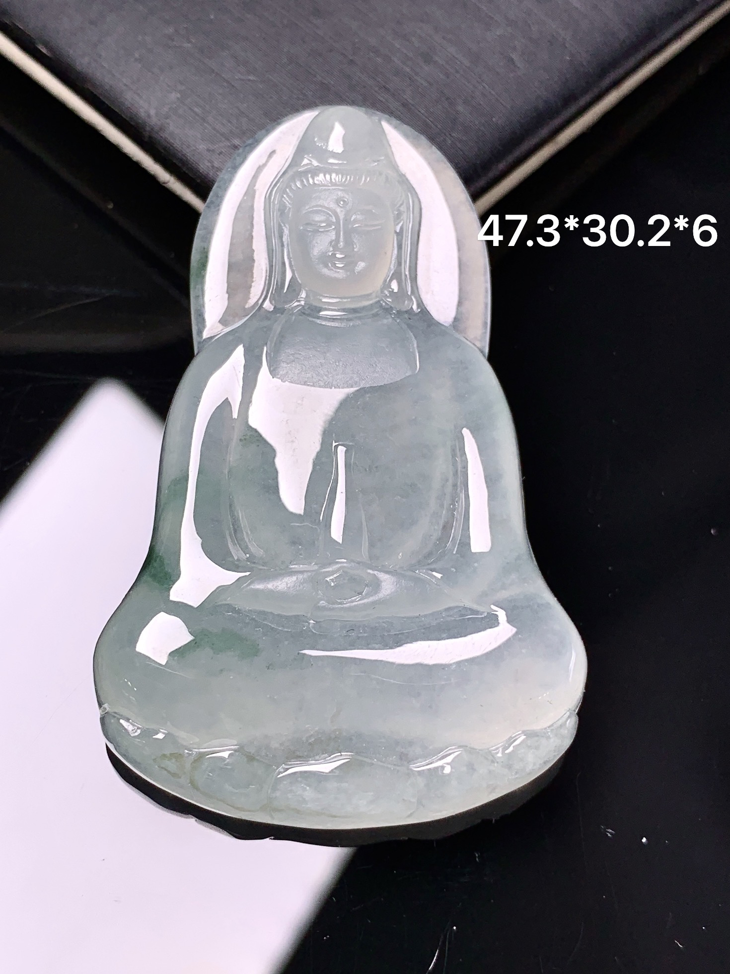 冰种观音菩萨吊坠 玉质细腻 色泽艳丽清新 整体尺寸47.3*30.2*6 d1