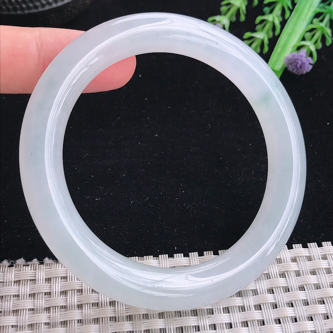 实拍A货翡翠56/10.1/10.2老坑冰胶果冻白冰圆条手镯平安镯翡翠玉镯
