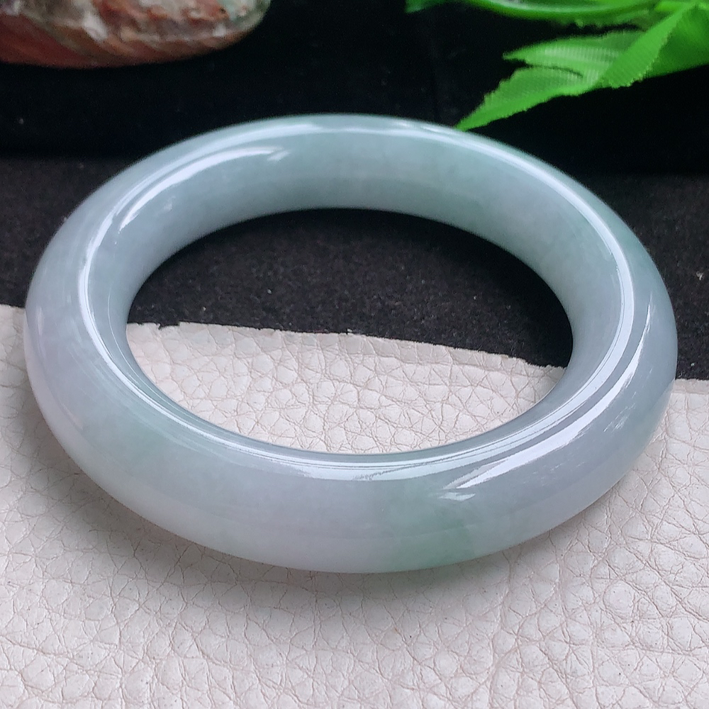 js实拍57*13.2*13胖圆镯 缅甸翡翠a货玉手镯 冰飘花圆条玉手环