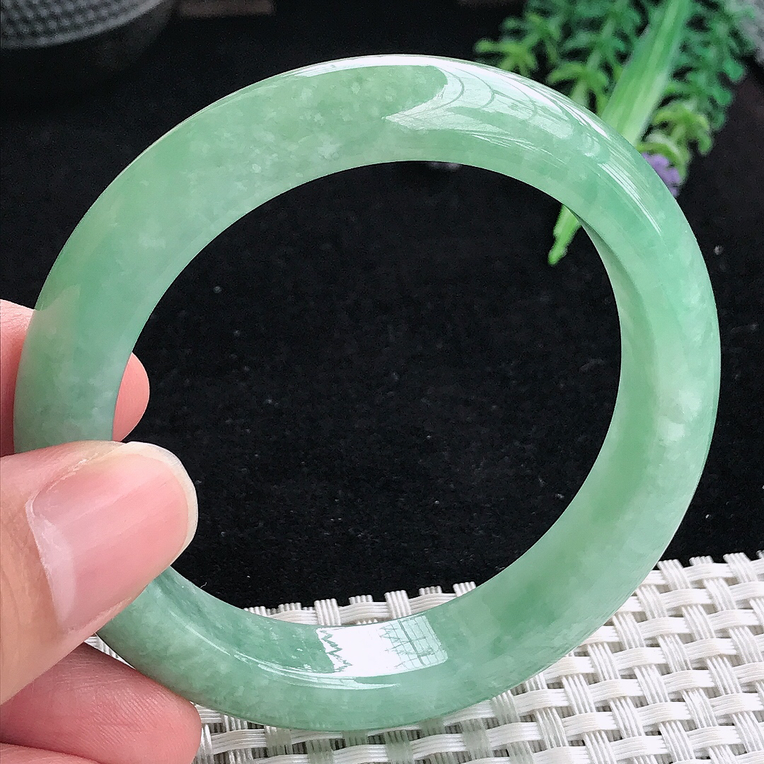 实拍A货翡翠55/12.5/8.8老坑温润满绿手镯平安镯翡翠玉镯美人镯