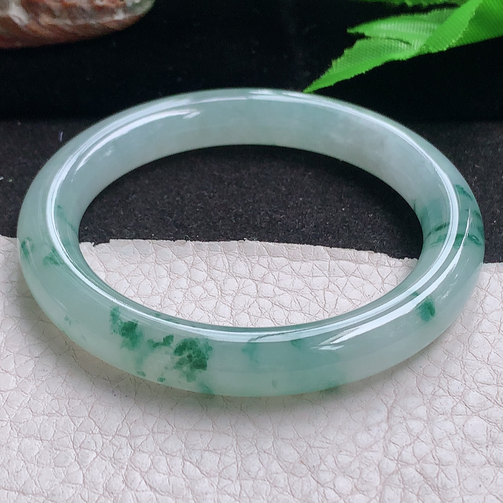 js实拍56*9.8*9.6美人镯 缅甸翡翠a货玉手镯 冰飘花圆条玉手环