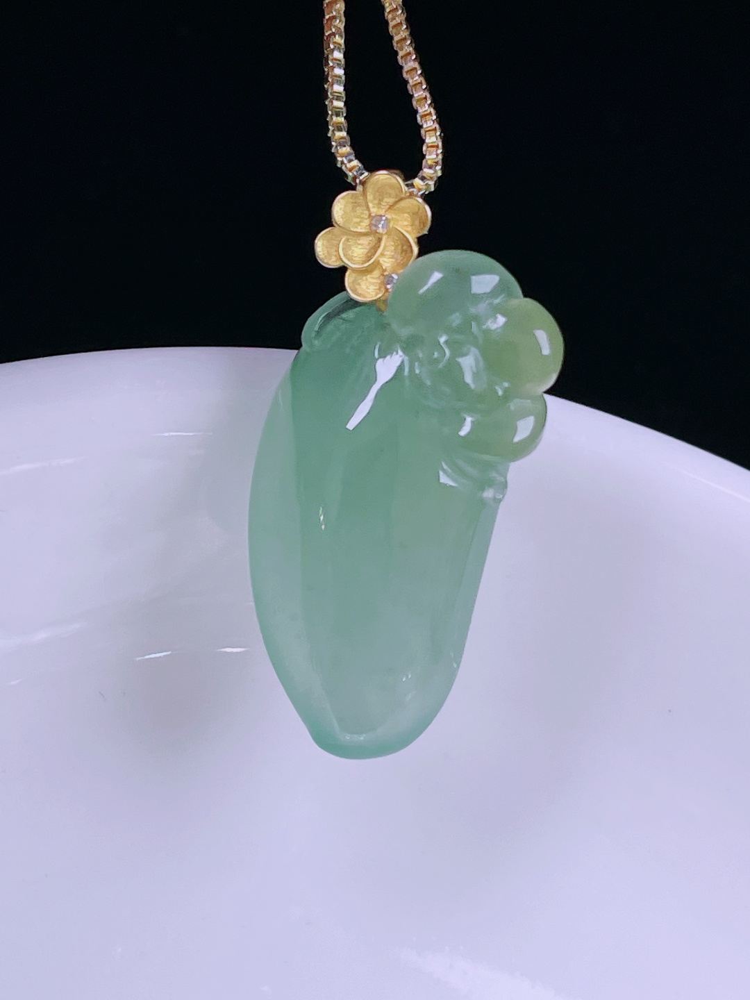 ️冰黄福瓜，老种起光，细底通透，尺寸：27.2裸石23.8/12.3/9.8mm0617