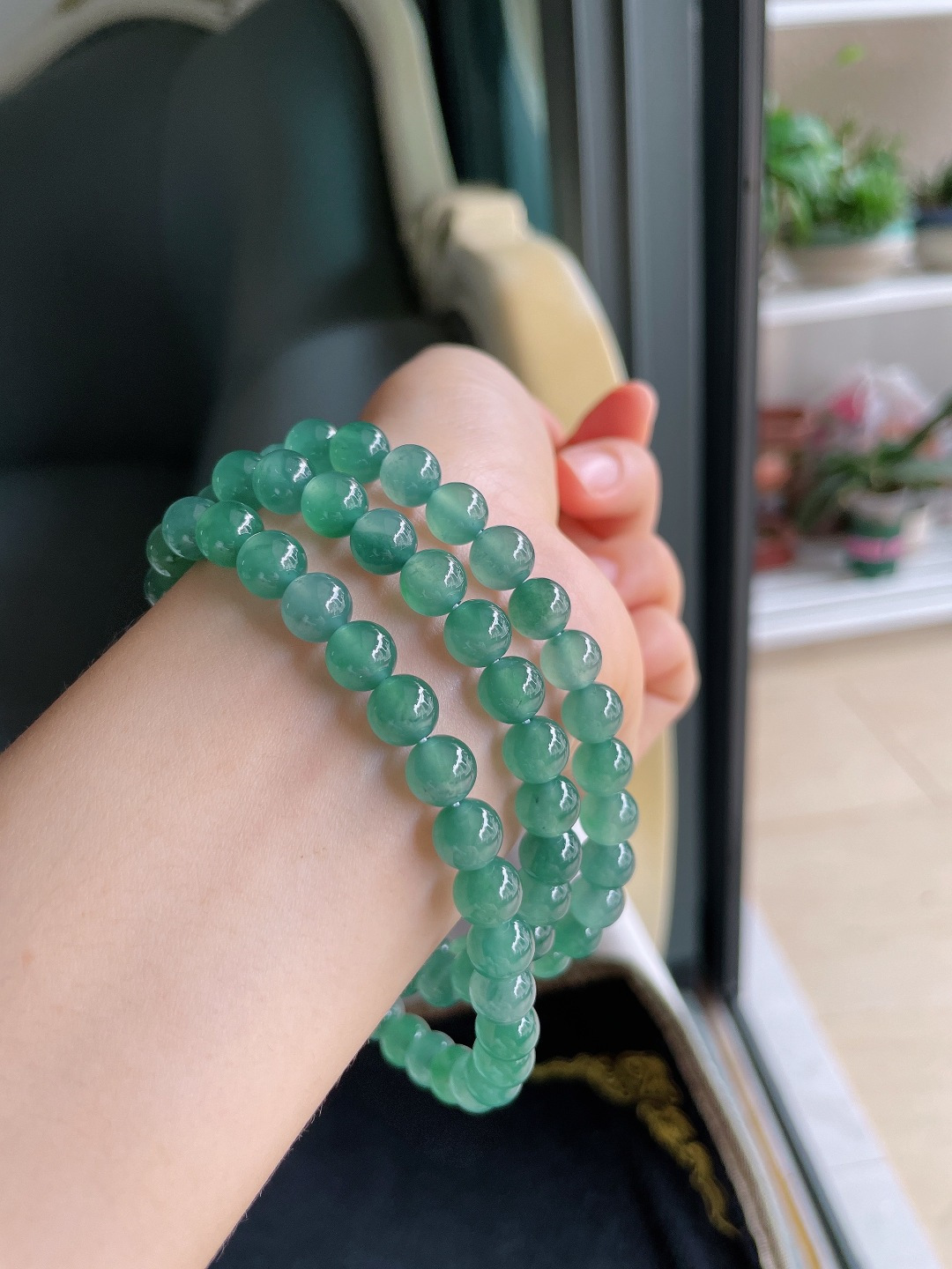 天然翡翠A货，冰蓝水珠链，尺寸：7.8mm88颗。【编4084】