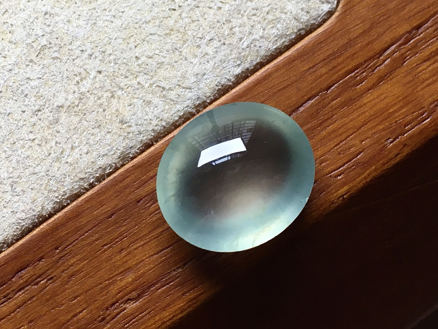 ️ 玻璃种底色蛋面 底色漂亮，冰透感十足，尺寸12*10.4*5.5
